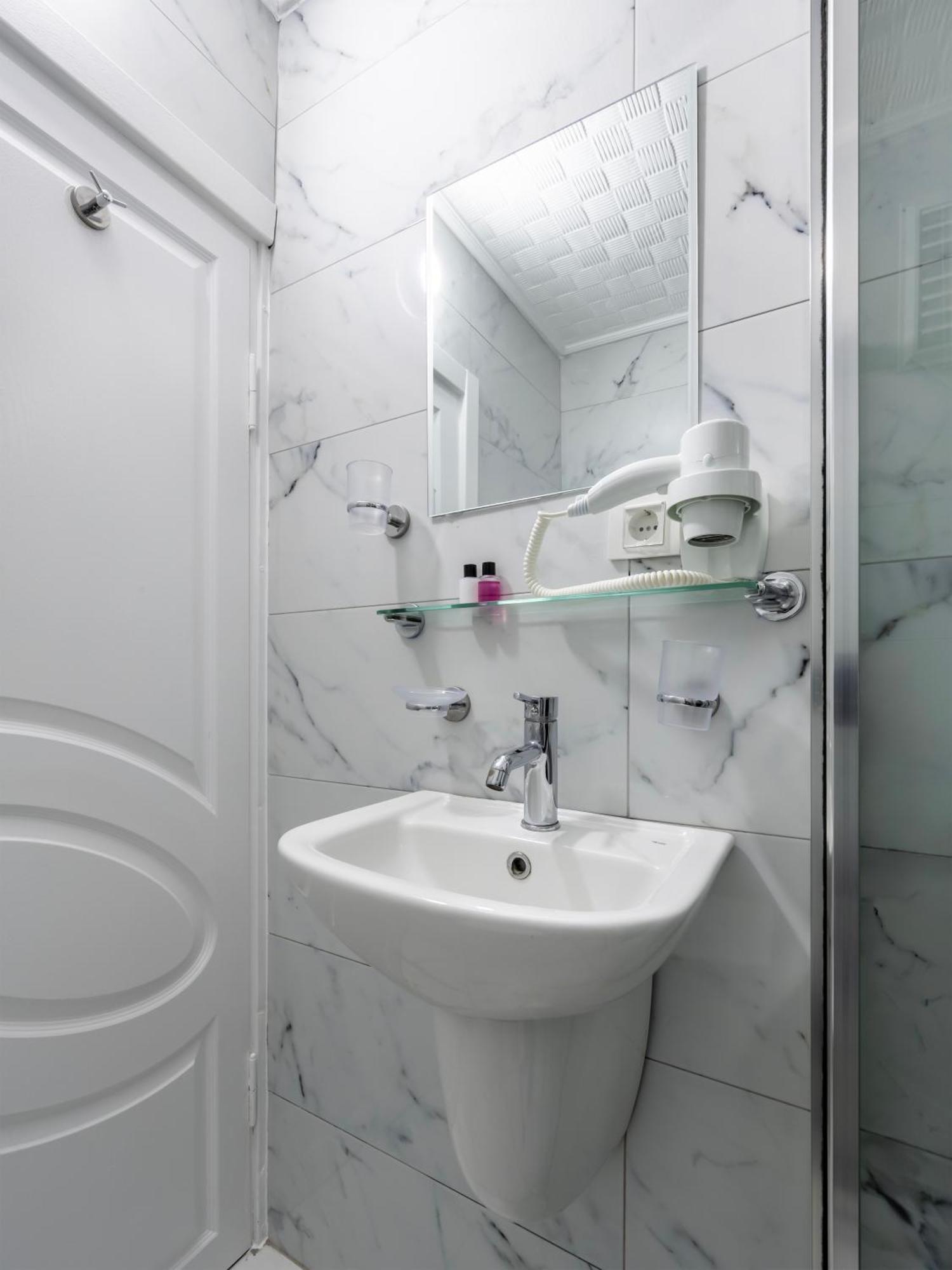 Taksim Trust Hotel อิสตันบูล ภายนอก รูปภาพ