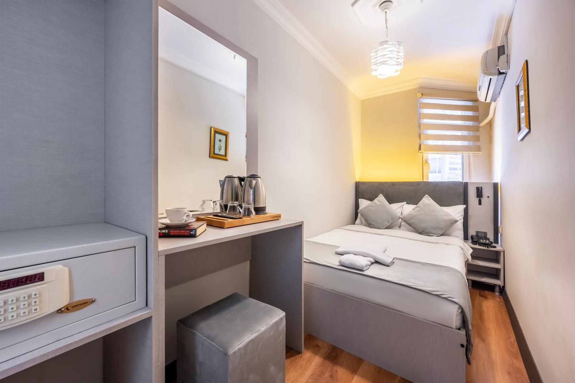 Taksim Trust Hotel อิสตันบูล ภายนอก รูปภาพ