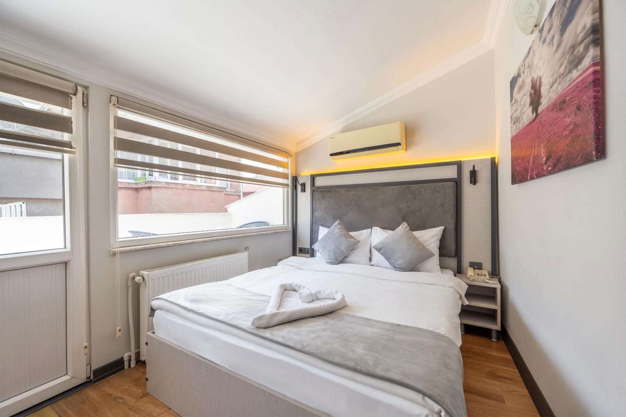 Taksim Trust Hotel อิสตันบูล ภายนอก รูปภาพ