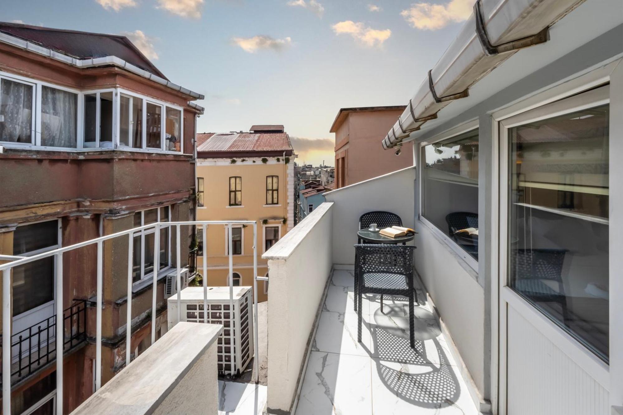 Taksim Trust Hotel อิสตันบูล ภายนอก รูปภาพ